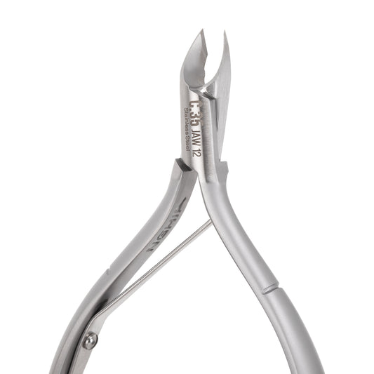 Nghia cuticle nippers C-35 working tip detail