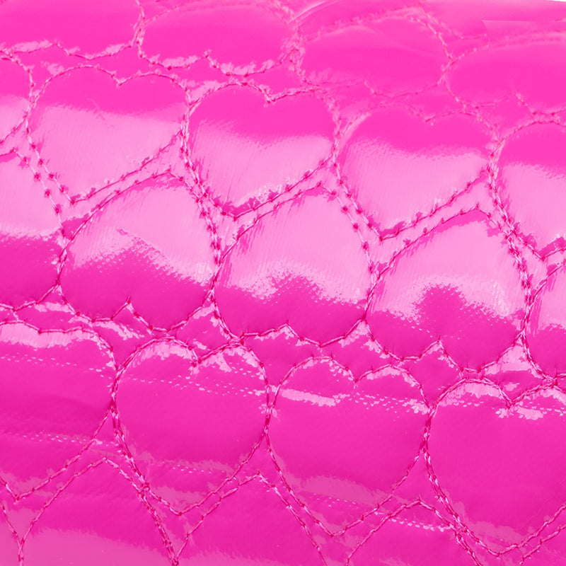 Patterned hand cushion pattern detail