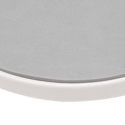 Momo 9-M elbow rest in use during a manicure