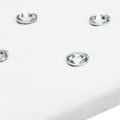 Momo Diamond hand rest quilting detail