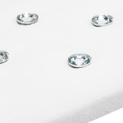 Momo Diamond hand rest quilting detail
