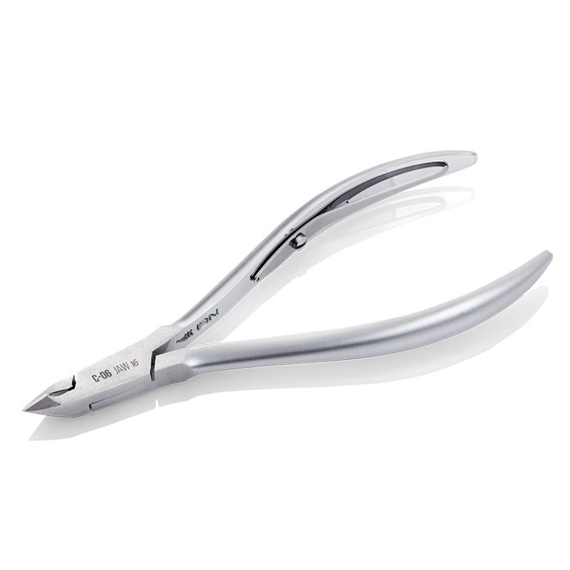 Nghia cuticle nippers C-06 in stainless steel