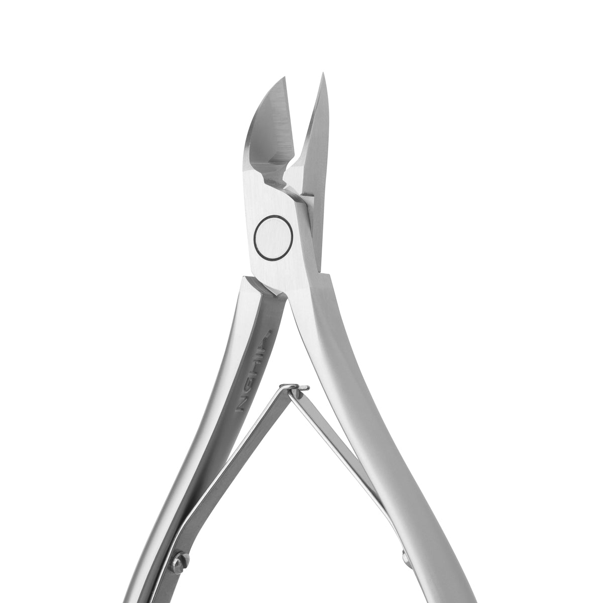 Nghia cuticle nippers CL.209 shown in the hand