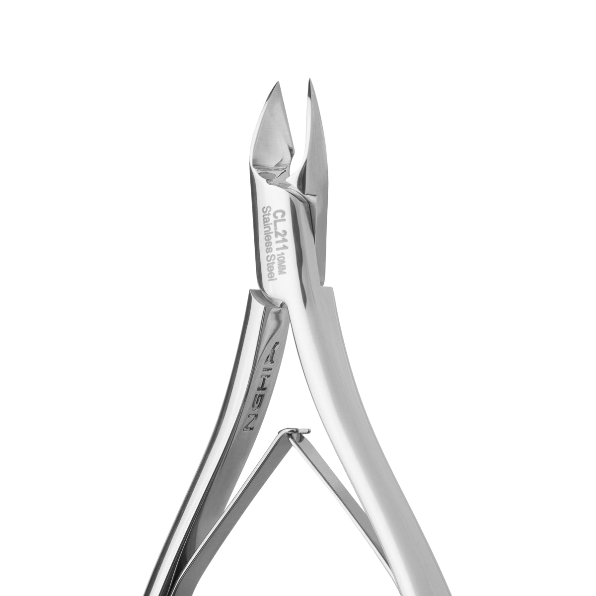 Nghia cuticle nippers CL.211 shown in the hand