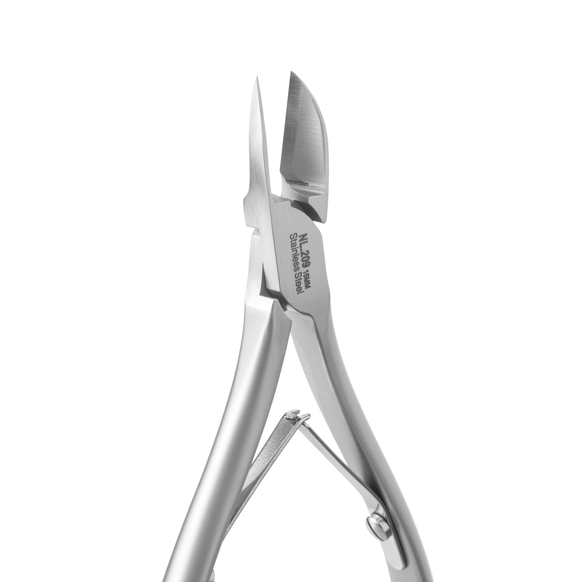 Nghia nail nippers NL.209 shown in the hand