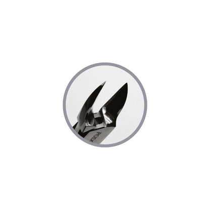 Podoland nail nippers 01 shown in the hand